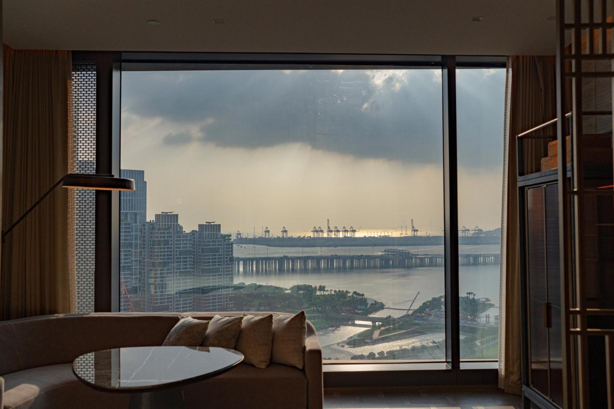 Conrad Shenzhen, The First Art Museum Hotel In Greater Bay Area With The Stunning Bay And Sunset View In The Hotel Terrace Esterno foto
