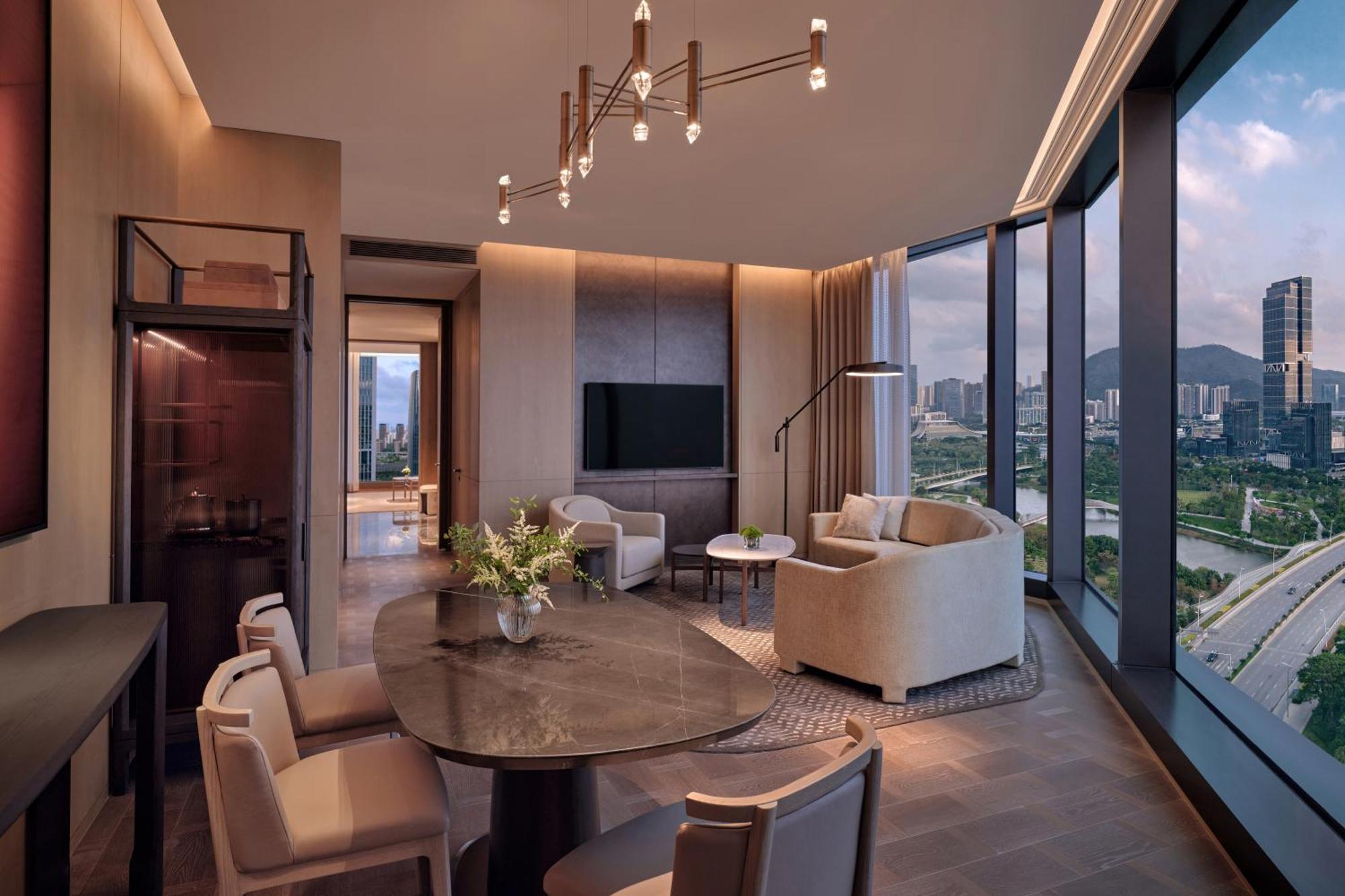 Conrad Shenzhen, The First Art Museum Hotel In Greater Bay Area With The Stunning Bay And Sunset View In The Hotel Terrace Esterno foto